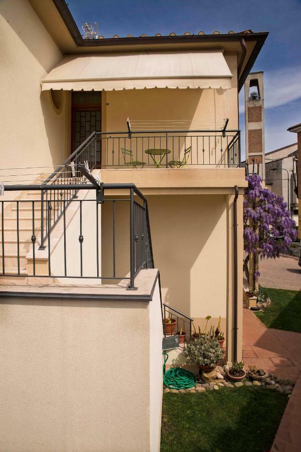 Апартаменты Casa Il Glicine A Due Passi Dal Centro Сиена Экстерьер фото
